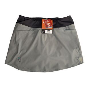 NWT Simms Fishing Skort Women Medium Gray Pull On Lined Stretch Outdoors Travel